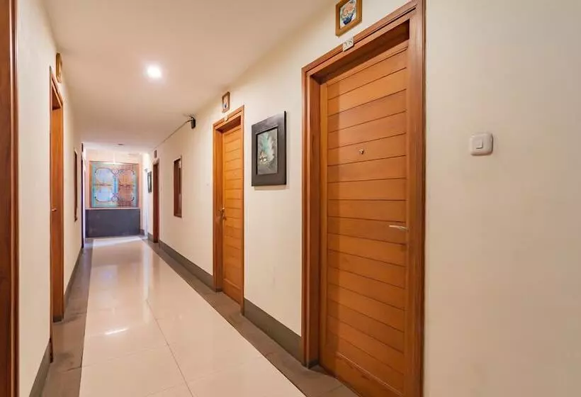 ペンション Reddoorz Near Institut Teknologi Bandung 2