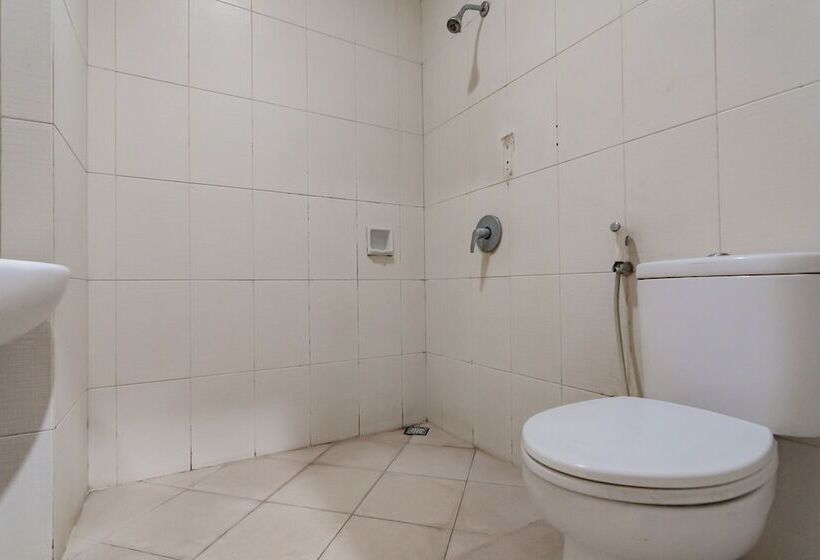 Pension Reddoorz Near Institut Teknologi Bandung 2