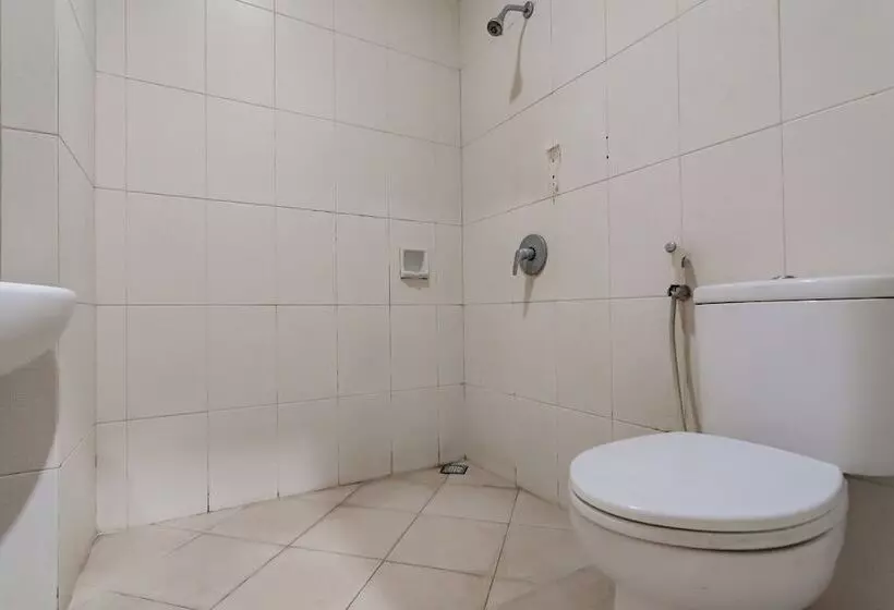 ペンション Reddoorz Near Institut Teknologi Bandung 2