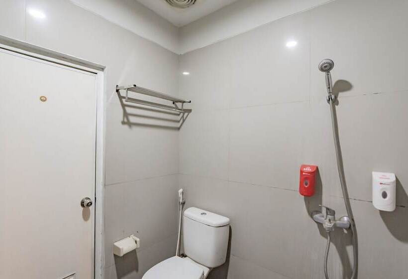 Pension Reddoorz Near Institut Teknologi Bandung 2