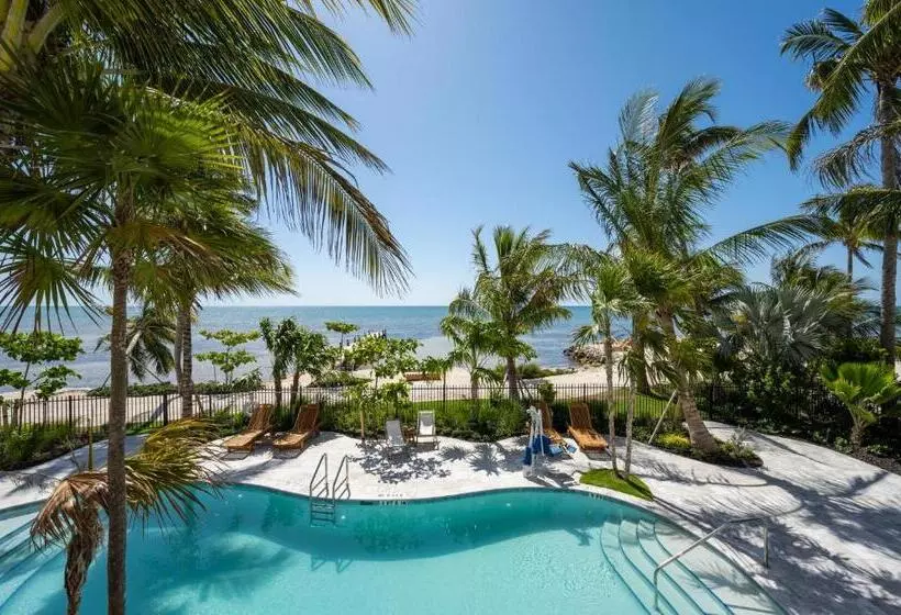 Hotelli Grassy Flats Resort & Beach Club