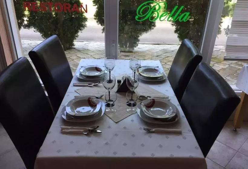 Motel Bella