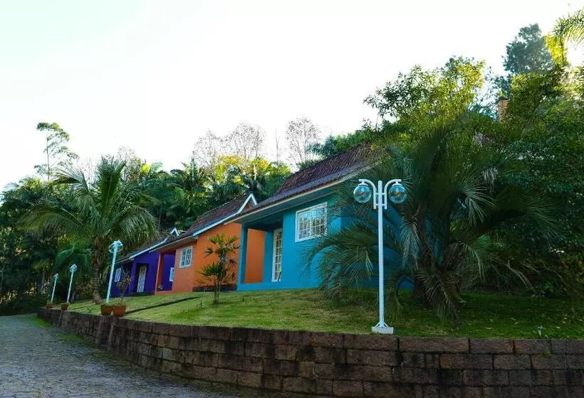 ペンション Pousada Vale Dos Figos