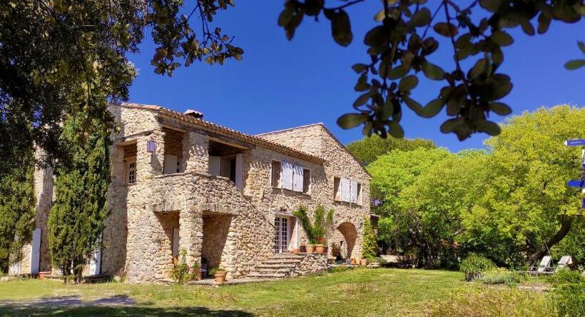 צימר Maison Catalina