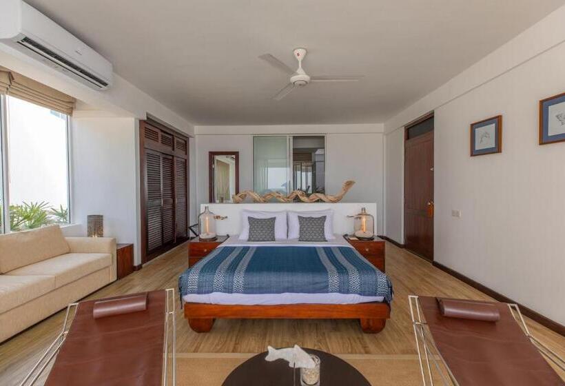 Hotel The Beach House By Reveal