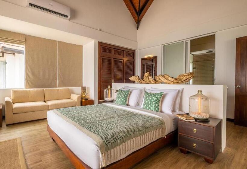 Hotel The Beach House By Reveal