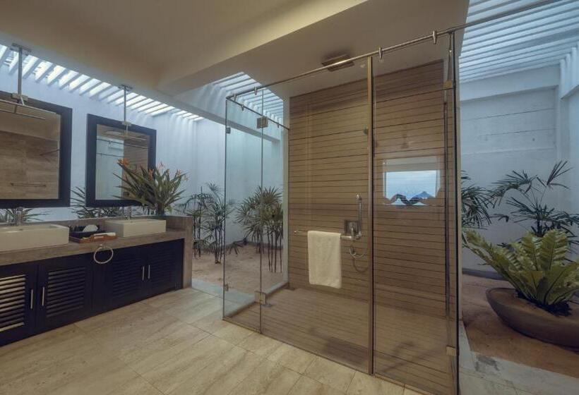 Hotel The Beach House By Reveal