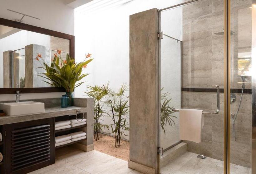 Hotel The Beach House By Reveal