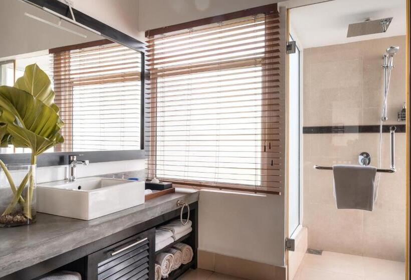 Hotel The Beach House By Reveal