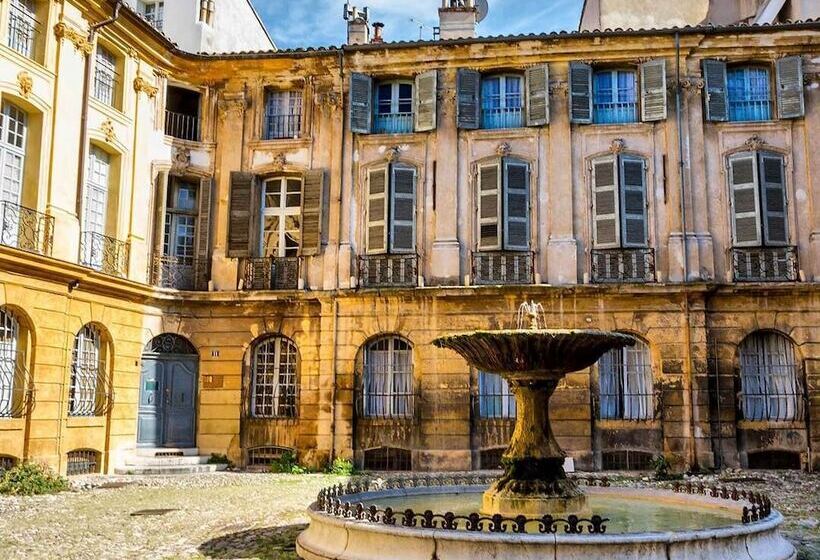 هتل Villa Saintange