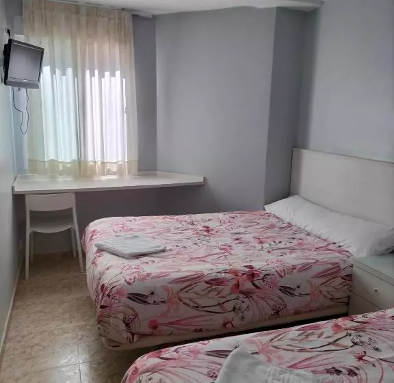 ペンション Hostal San Pedro