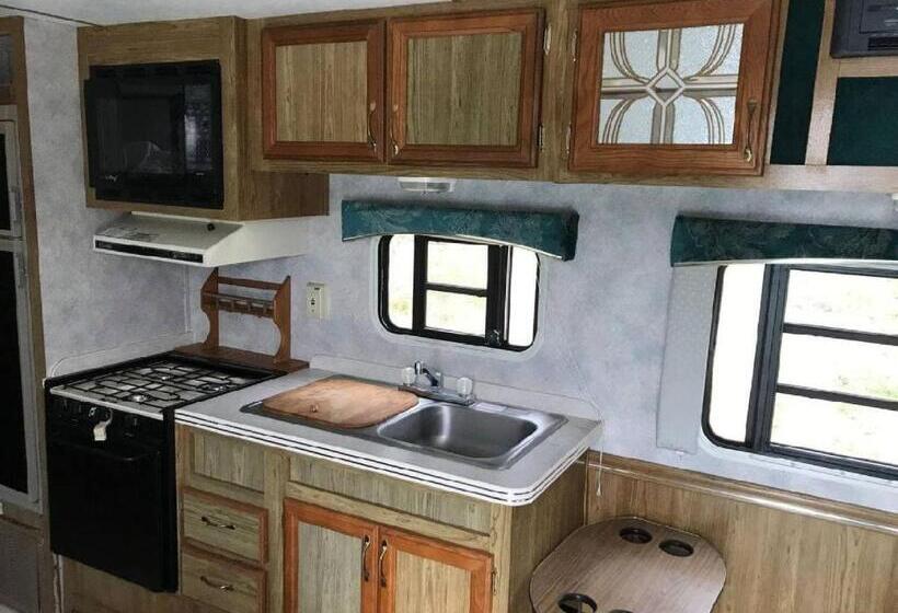 אתר נופש Sea Tiger Island Inn Shodoshima