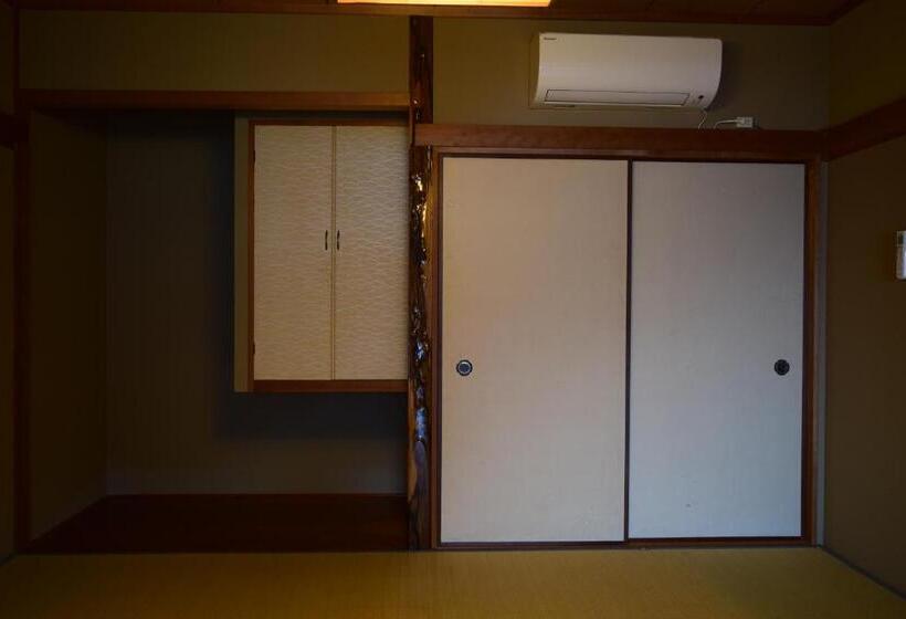 אתר נופש Sea Tiger Island Inn Shodoshima