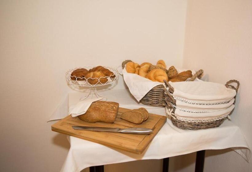 住宿加早餐 Pension Schüssler