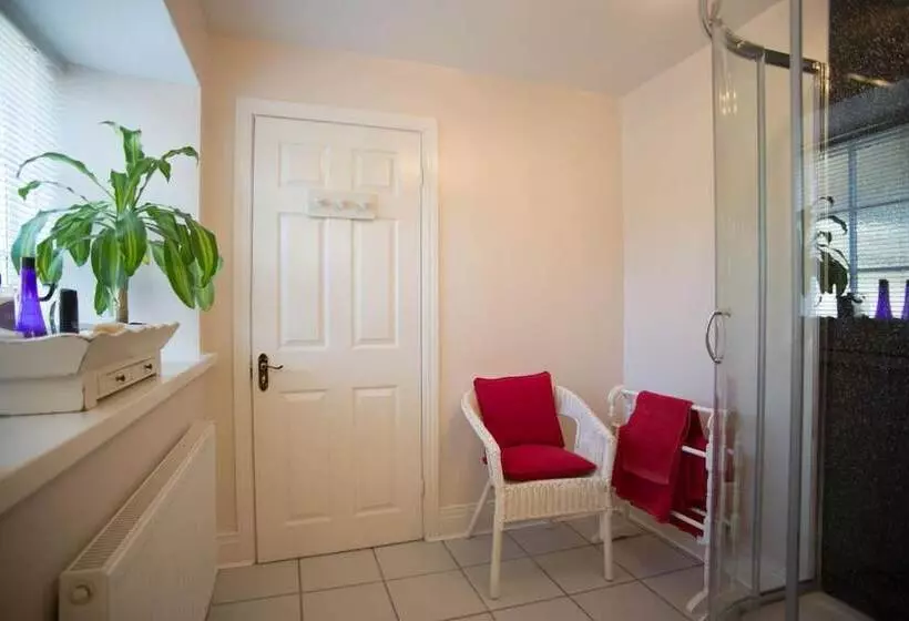 Birdsong Cottage Bed And Breakfast