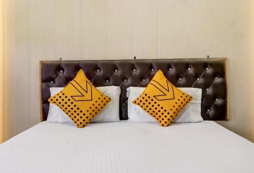 ホテル Spot On 35541 Neelam