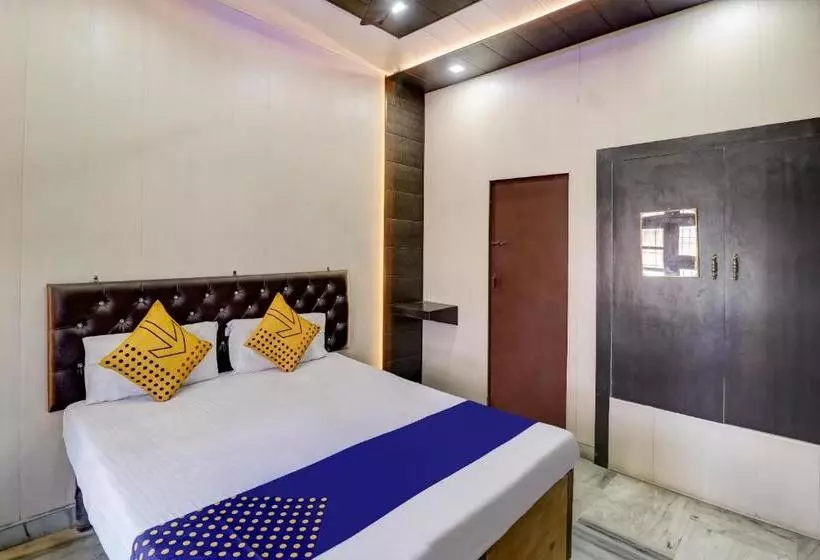 Hotelli Spot On 35541  Neelam