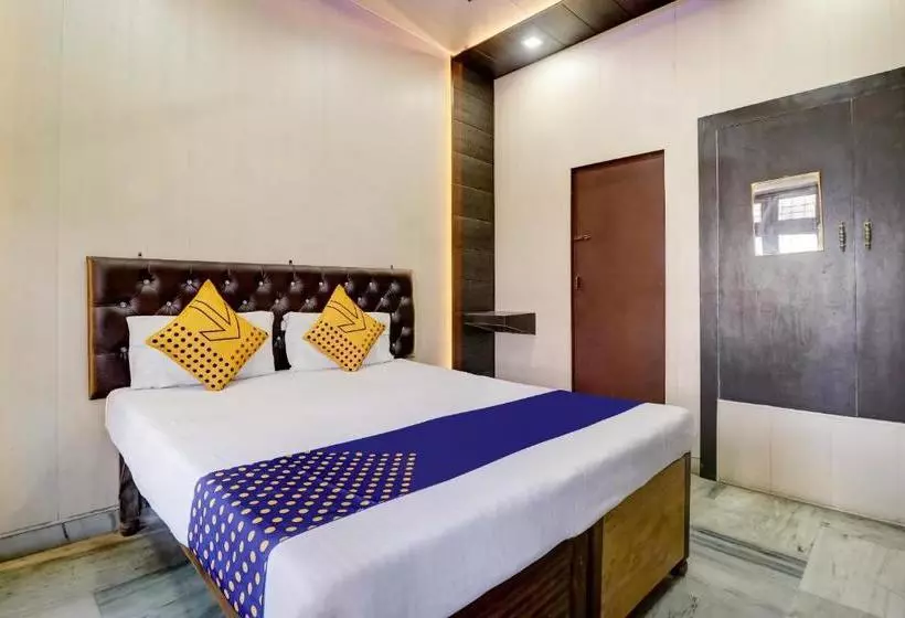 Hotelli Spot On 35541  Neelam