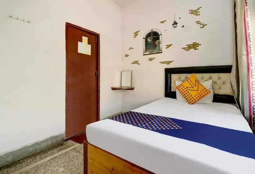 Hotelli Spot On 35541  Neelam
