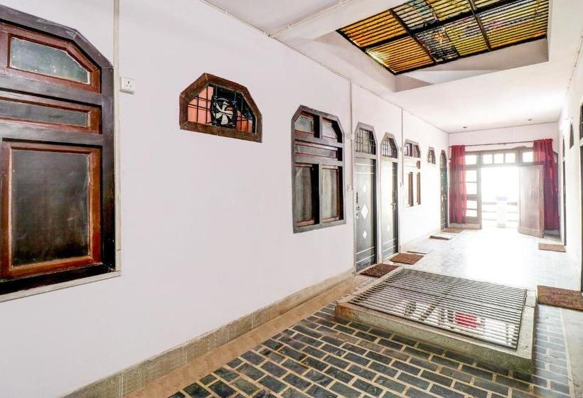 ホテル Spot On 35541 Neelam