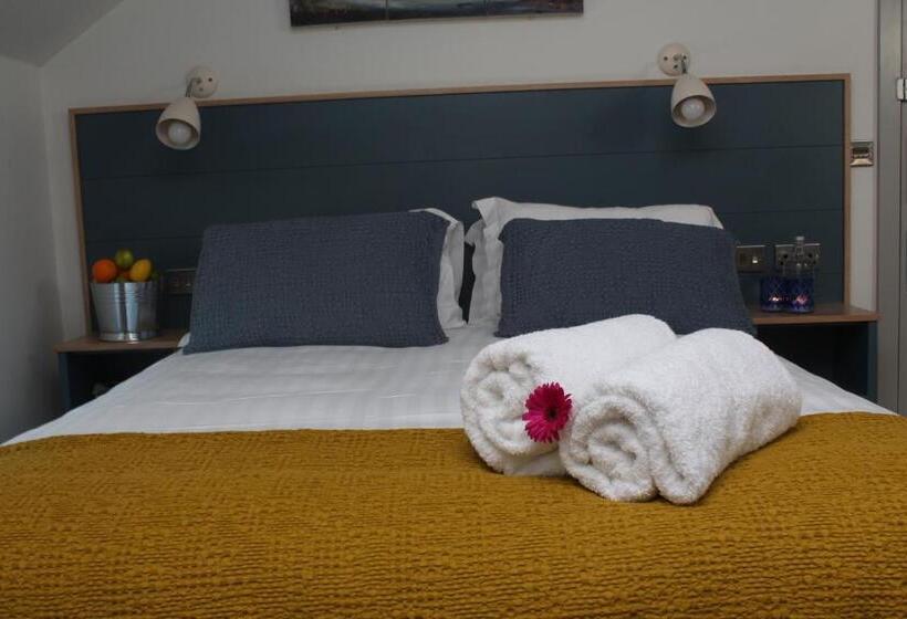 فندق Baginbun Lodge