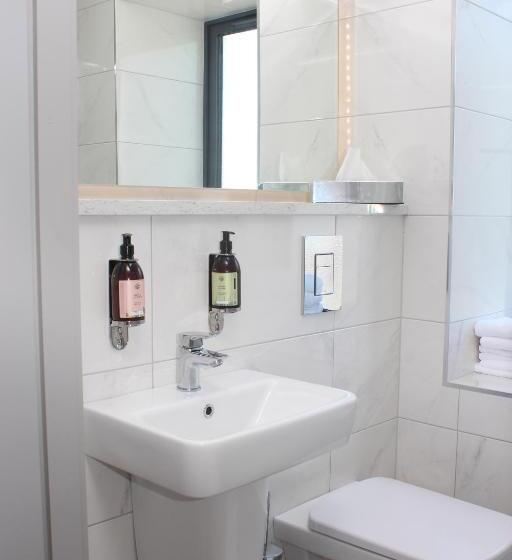 فندق Baginbun Lodge