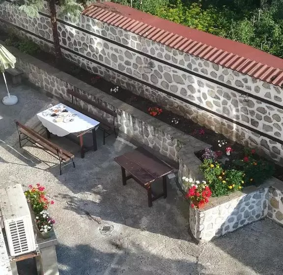 Family Hotel Nadine