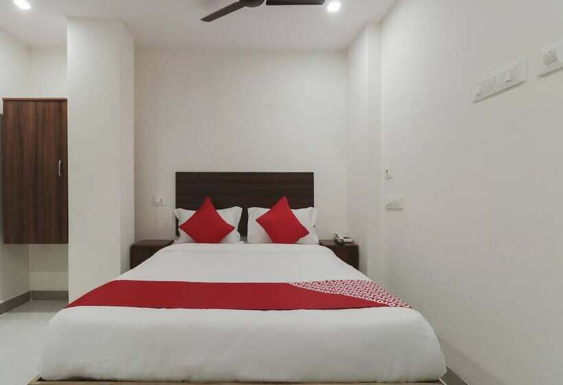 Hotell Oyo Flagship 16390 Chukkapalli Chambers