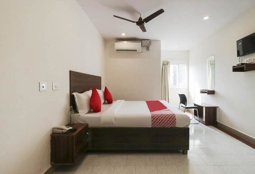 Hotell Oyo Flagship 16390 Chukkapalli Chambers