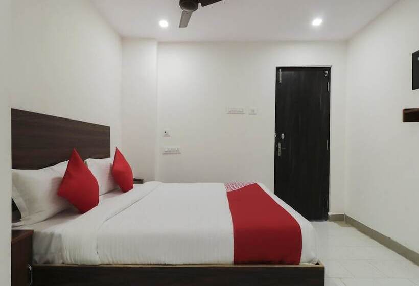 Hotell Oyo Flagship 16390 Chukkapalli Chambers