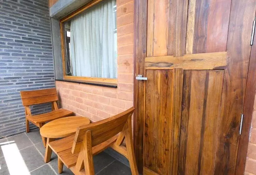 هتل Villa Ecotiva