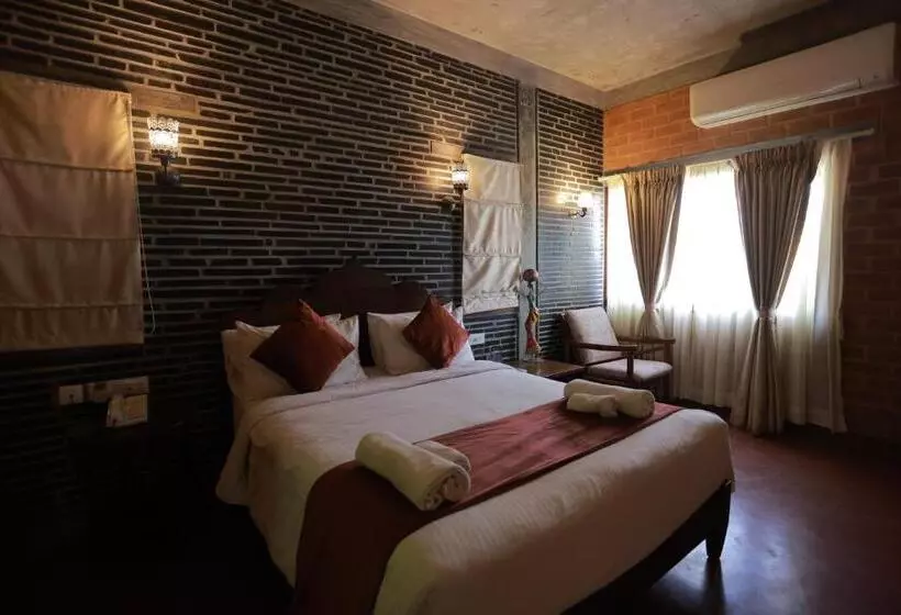 هتل Villa Ecotiva