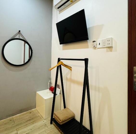 Stay Hostel   300m From The Ferry