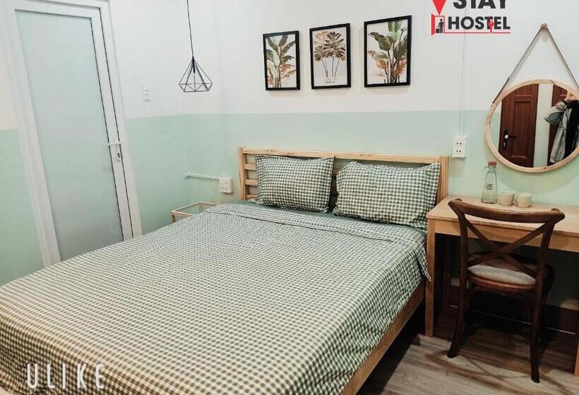 Stay Hostel   300m From The Ferry