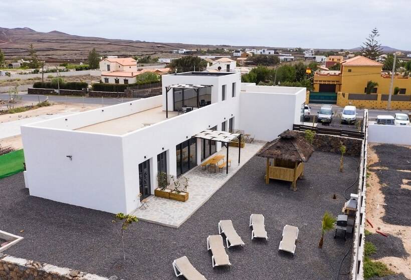 مبيت وإفطار Maar House Lajares