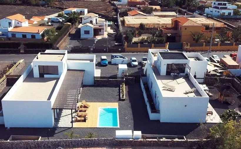 Aamiaismajoitus (B&B) Maar House Lajares