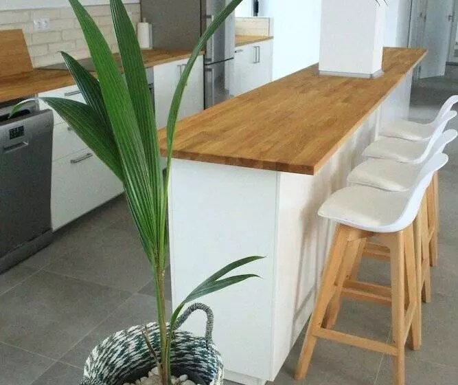 Aamiaismajoitus (B&B) Maar House Lajares