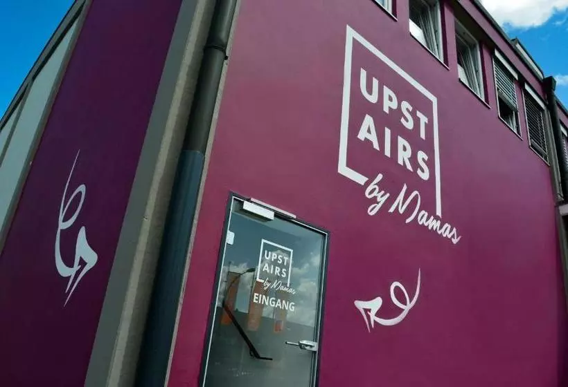 ベッドアンドブレックファースト Upstairs By Mamas