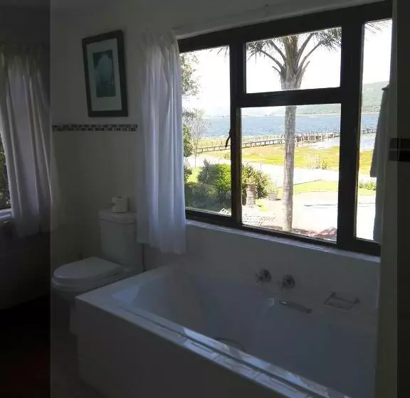 Aamiaismajoitus (B&B) Point Lodge Knysna