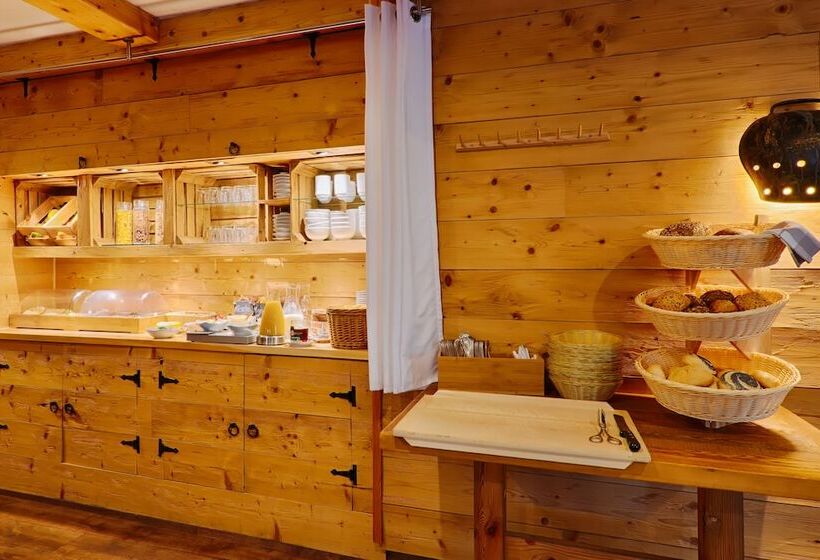 Отель Sennerhütte Land