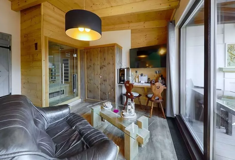 Hotelli Sennerhütte Land