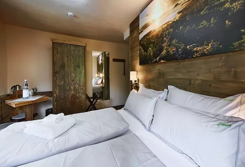 Hotelli Sennerhütte Land