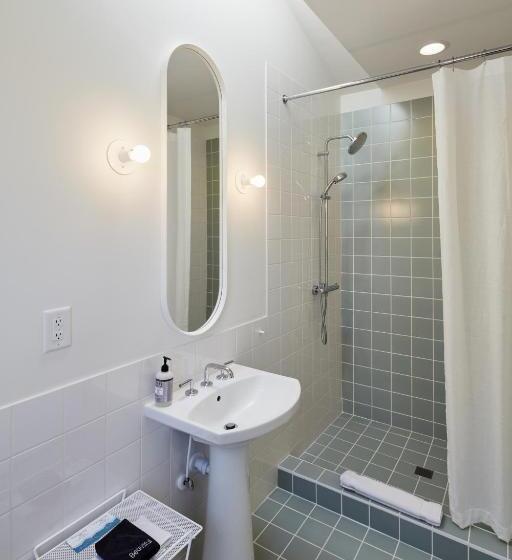 هاستل Guest House Raleigh