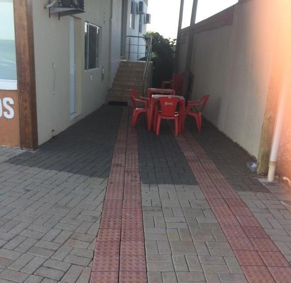 Capsulehotel Pousada Jh Santos