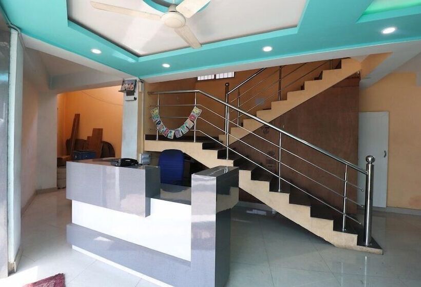 בית מלון כפרי J B Palace