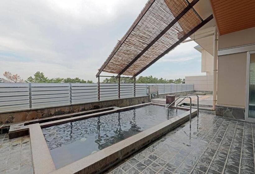 בית מלון כפרי Kyukamura Shikanoshima