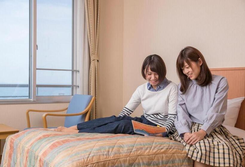 בית מלון כפרי Kyukamura Shikanoshima