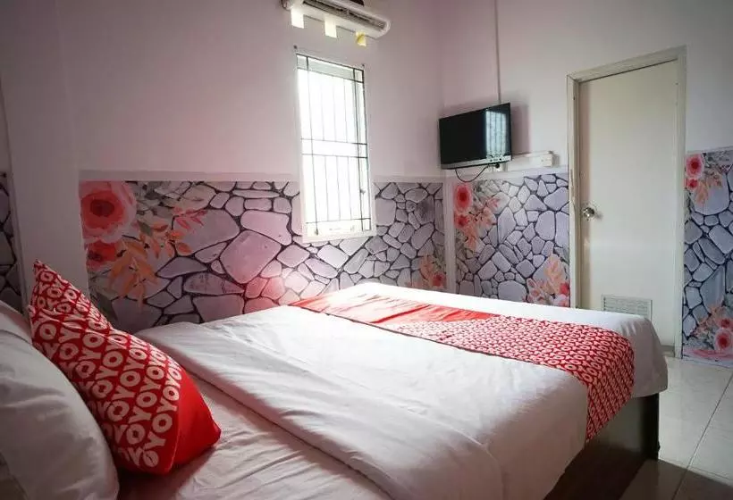 ホテル Oyo 901 Abdi Praja Residence
