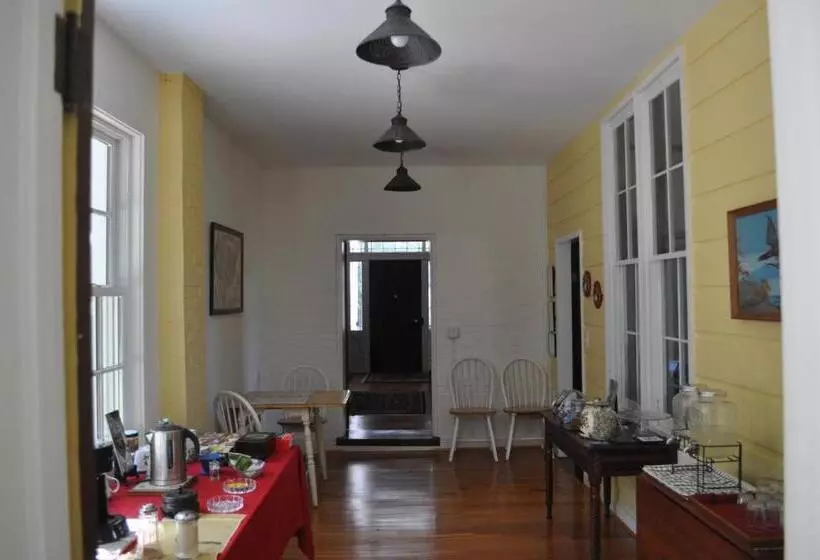 Mountain Home Bed & Breakfast