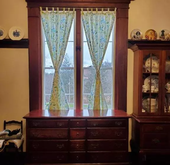 Mountain Home Bed & Breakfast